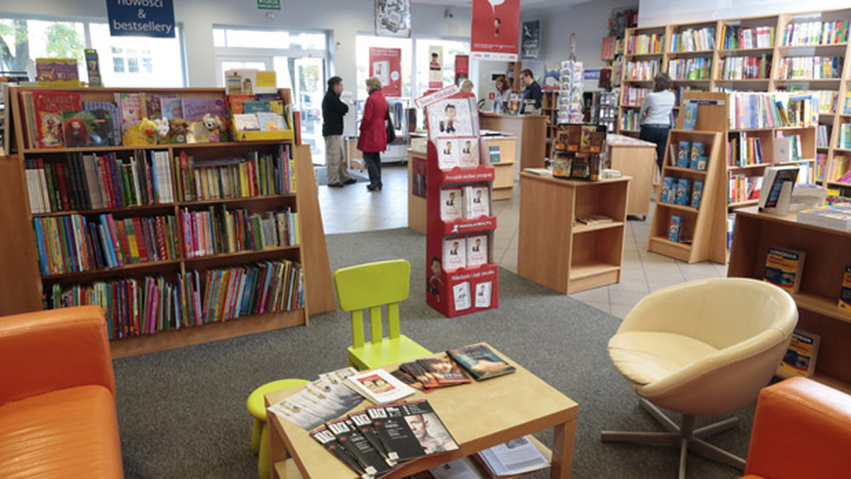 Księgarnia Edukacyjna z Zawiercia zdobyła tytuł najpiękniejszej polskiej księgarni w plebiscycie zorganizowanym przez serwis społecznościowy lubimyczytać.pl oraz OSDW Azymut.