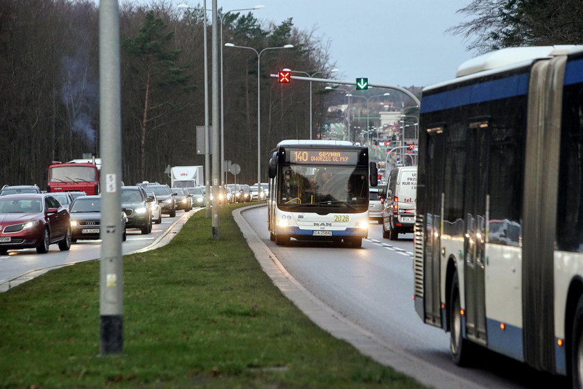 W Gdyni uruchomiono pierwszy w Polsce kontrabuspas!