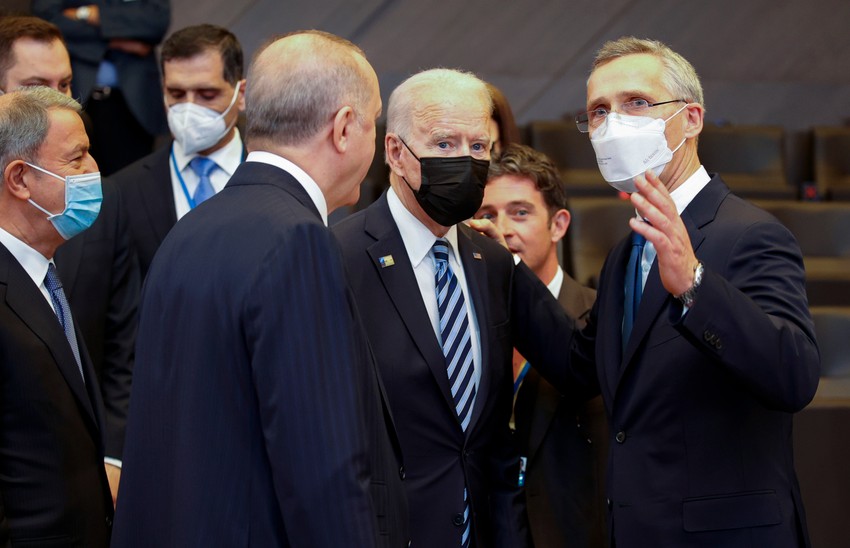 Džo Bajden i Redžep Tajip Erdogan na samitu NATO u Briselu