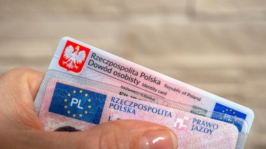 grupa-krwi-prawo-jazdy-w-e-dowodzie-decyzja-senatu-2026