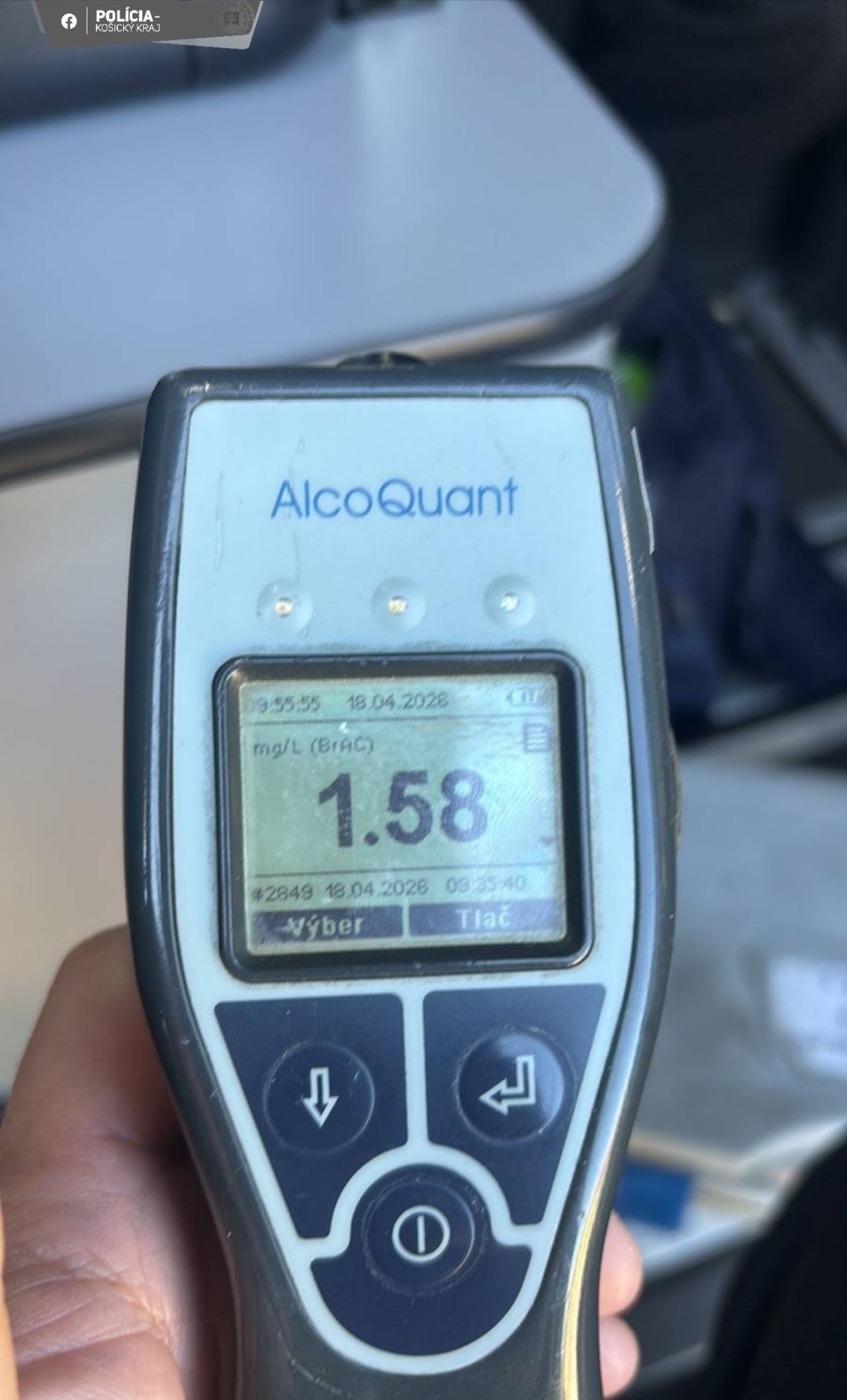 Policajná hliadka odhalila v Košiciach muža na kolobežke pod vplyvom alkoholu.