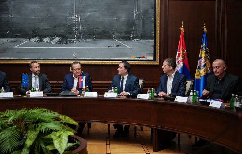 Ministri  Dačić, Đurić i Vujić sa predstavnicima zemalja Kvinte