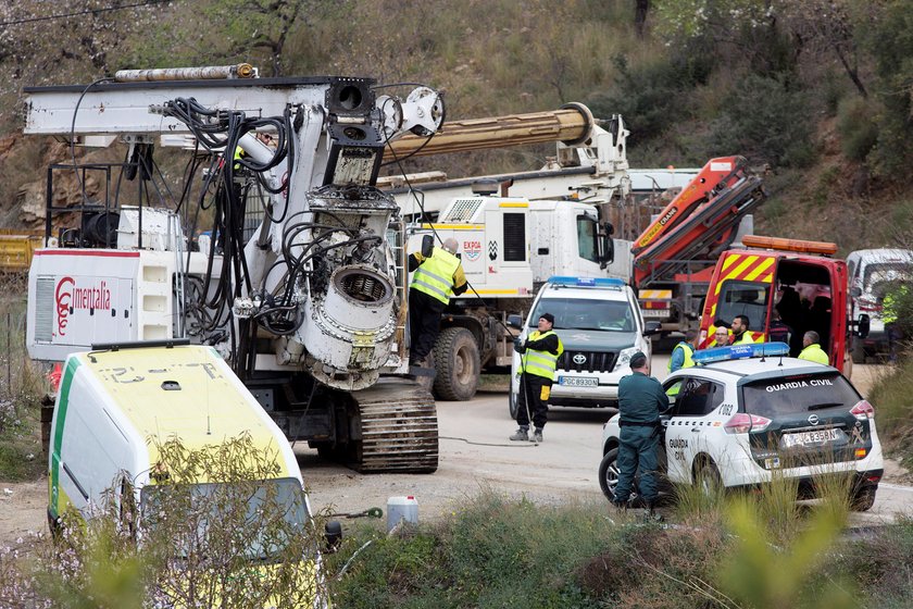 2-latek wpadł do studni, szukają go od 9 dni. To nie pierwsza tragedia rodziny