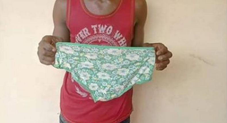 The police are looking to apprehend the accomplices of a man reported to have stolen female underwear in Anambra. [Instagram/Instablog9ja]