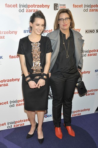 Katarzyna Maciąg i Weronika Migoń na premierze filmu 'Facet (nie)potrzebny o zaraz'