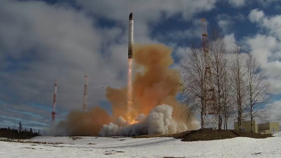 Testy rakiet Sarmat, znanych również jako "Szatan-2", kwiecień 2022 r.