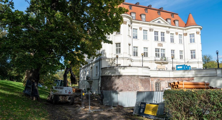 Zamek w Leśnicy zyskuje nowe tarasy