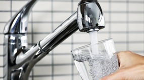 Kiedy gminy podniosą ceny wody? Ważne zmiany odsunięte w czasie