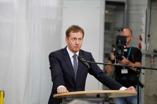 Kretschmer: Trzeba wpłynąć na Putina i umożliwić zawieszenie broni na Ukrainie