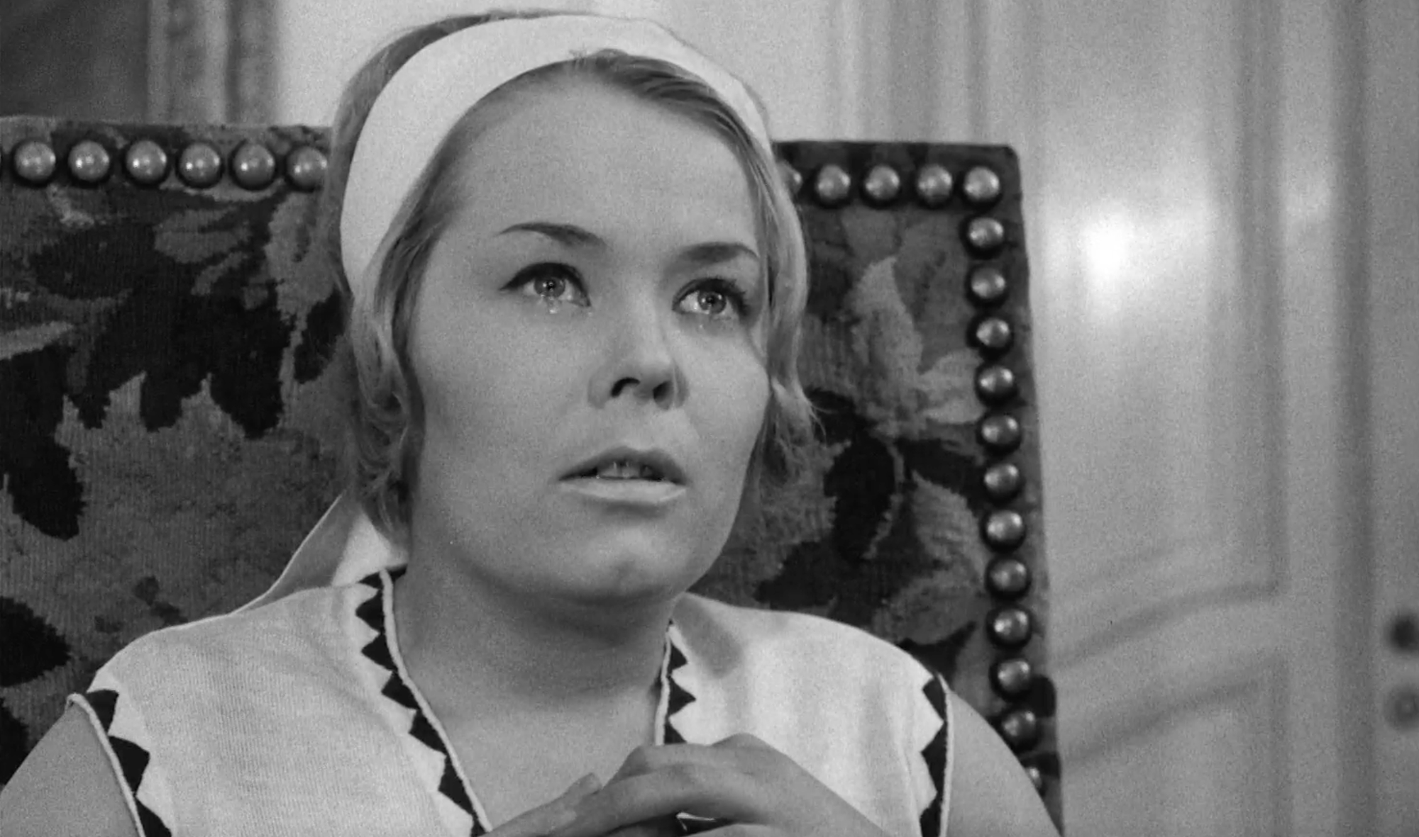 Česká herečka Jana Drbohlavová v seriáli Hříšní lidé města pražského.