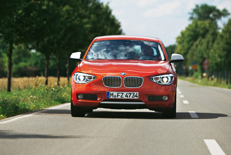 BMW 120d: BMW pełną gębą