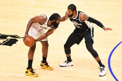 Gwiazda ligi NBA wciąż nie gra. Kolejny uraz w czasie rehabilitacji