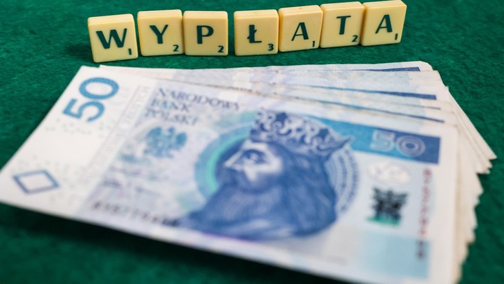 Dłużnik zarabia minimalne wynagrodzenie? Długu spłacać nie musi