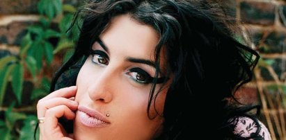 Amy Winehouse nie żyje, bo upiła się po odwyku...