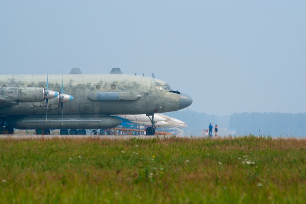 Rosyjski samolot wojskowy mógł strącić pasażerską maszynę. O włos od tragedii