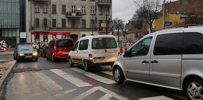 Spóźnienia robót zakorkowały miasto