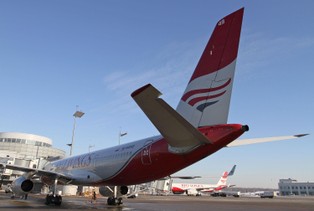 Tajemnicza decyzja lotniska w Moskwie. Ograniczono starty i lądowania samolotów