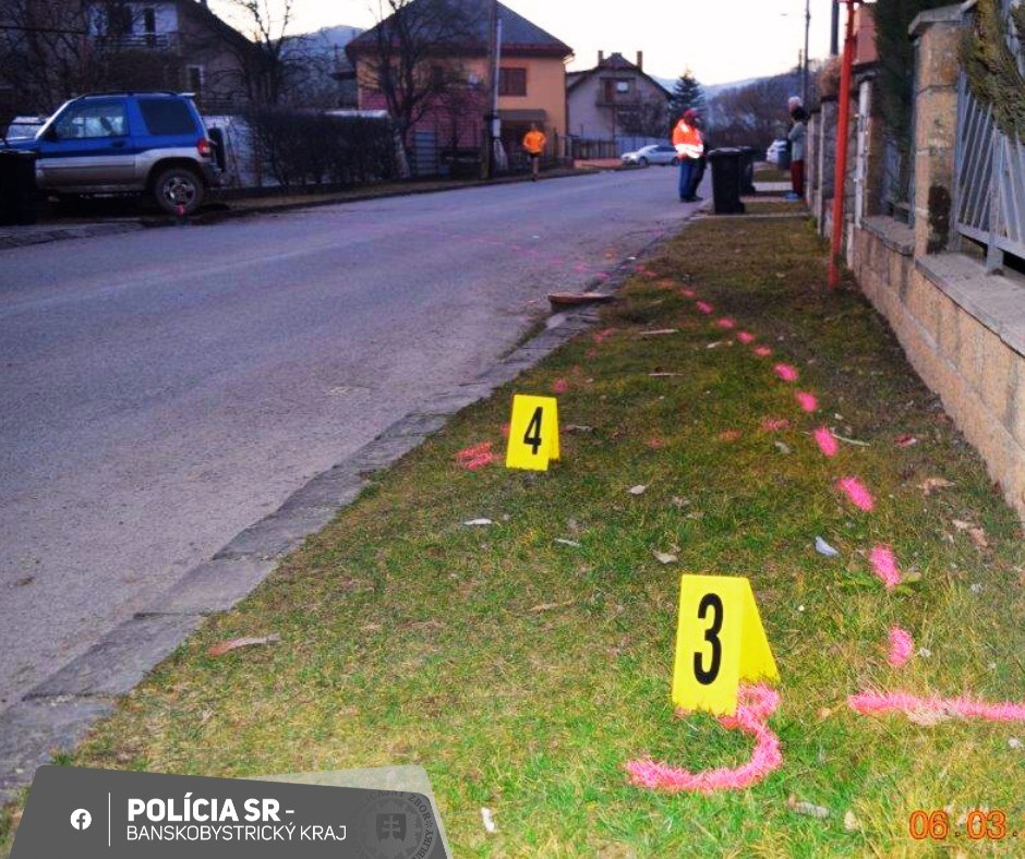 Primátor Revúcej Július Buchta v podnapitom stave nabúral do plotu rodinného domu.