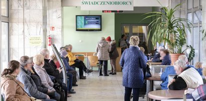 ZUS rozesłał ważne wiadomości do Polaków. Lepiej się zaloguj