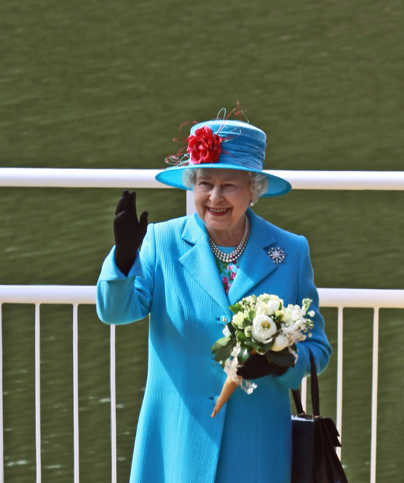 Królowa Elżbieta II oglądała "Downton Abbey" i "X Factora"