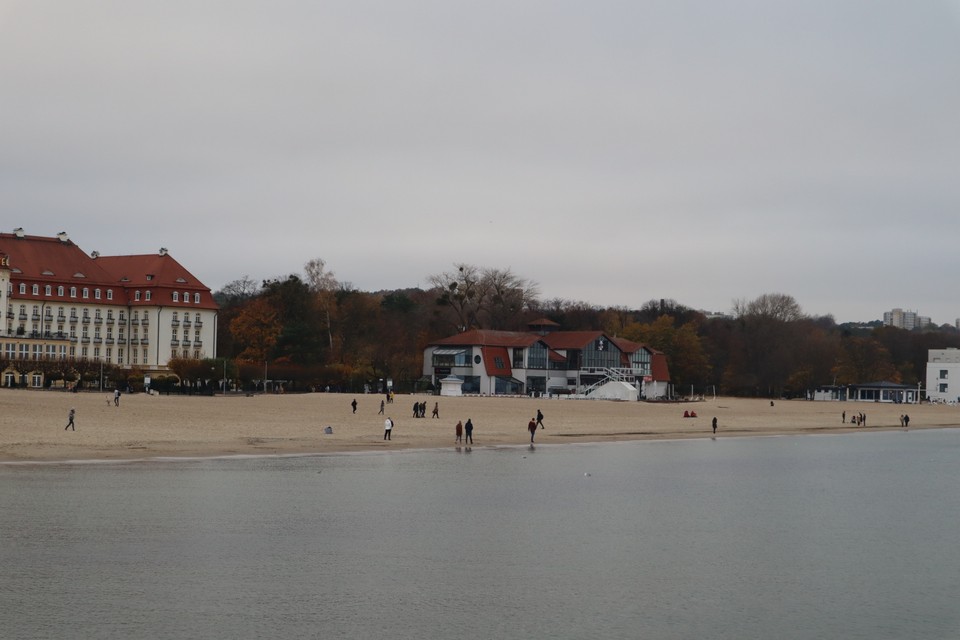 Sobota w Sopocie. Mieszkańcy spacerowali na molo i plaży