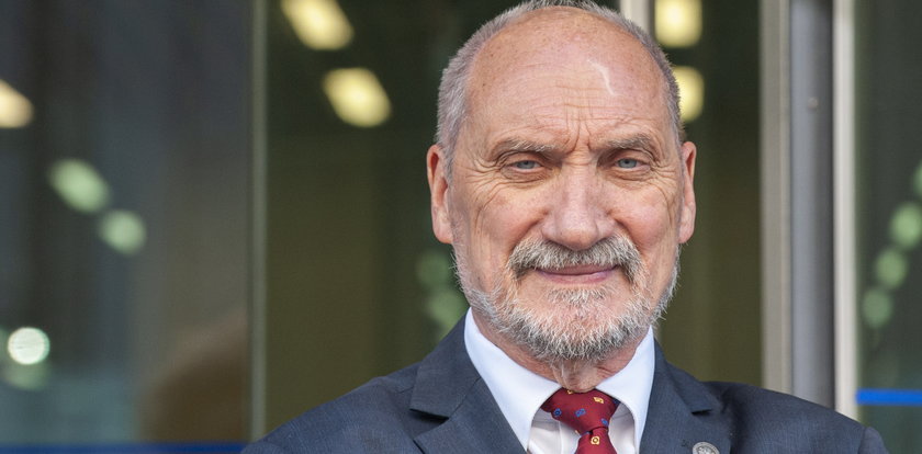 "Taka była prawdziwa przyczyna dramatu smoleńskiego". Antoni Macierewicz uderza nie tylko w Rosję