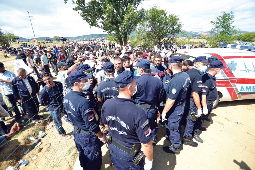Srpska policija nadzire imigrante, ali i pomaže