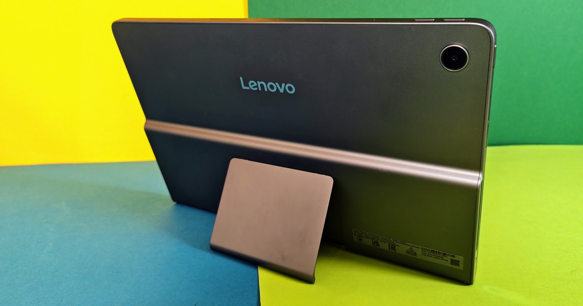 Lenovo Tab Plus im Test Tablet mit Ständer für Filme, Serien