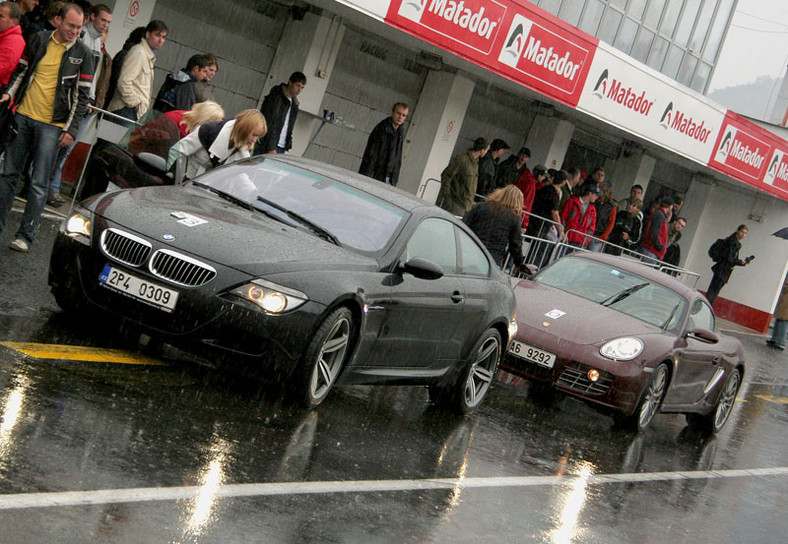 Autodrom Most: sportowe rakiety w deszczu (fotogaleria)