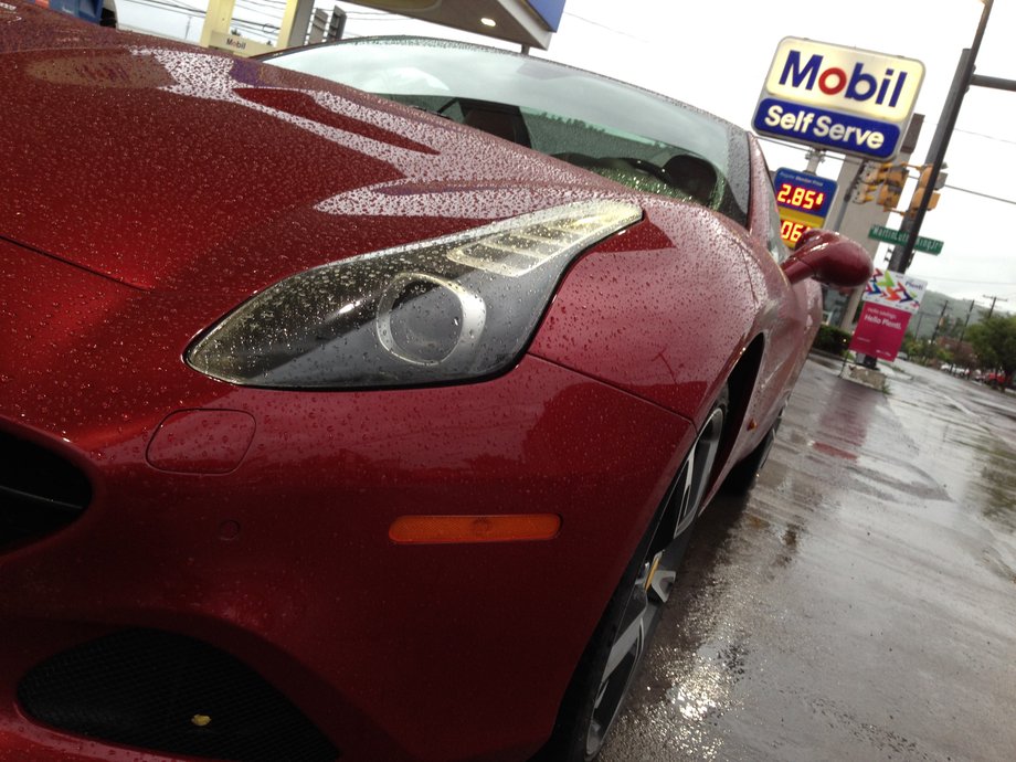 The weather was rainy for much of the ride, but the Cali T looks good wet or dry. In fact, the distinguishing feature of this 552-horsepower grand touring car, with its twin-turbocharged V8 engine, is its hypnotic, luscious appearance. I couldn't stop staring at it. The gorgeous and exclusive "Rosso California" color, a deep red, helped.