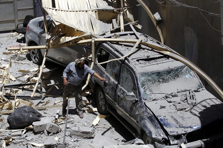 JEMEN. Naloty na zbuntowane miasto Sana