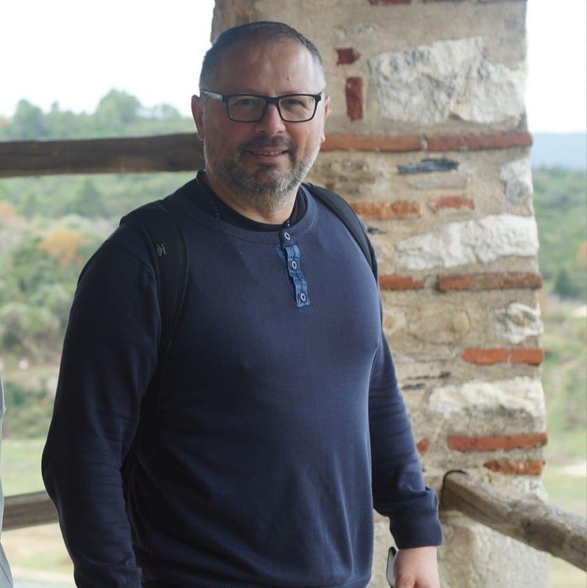 Nastradali Mišel Nikolić