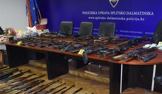 Oduzeta velika količina oružja u Splitu