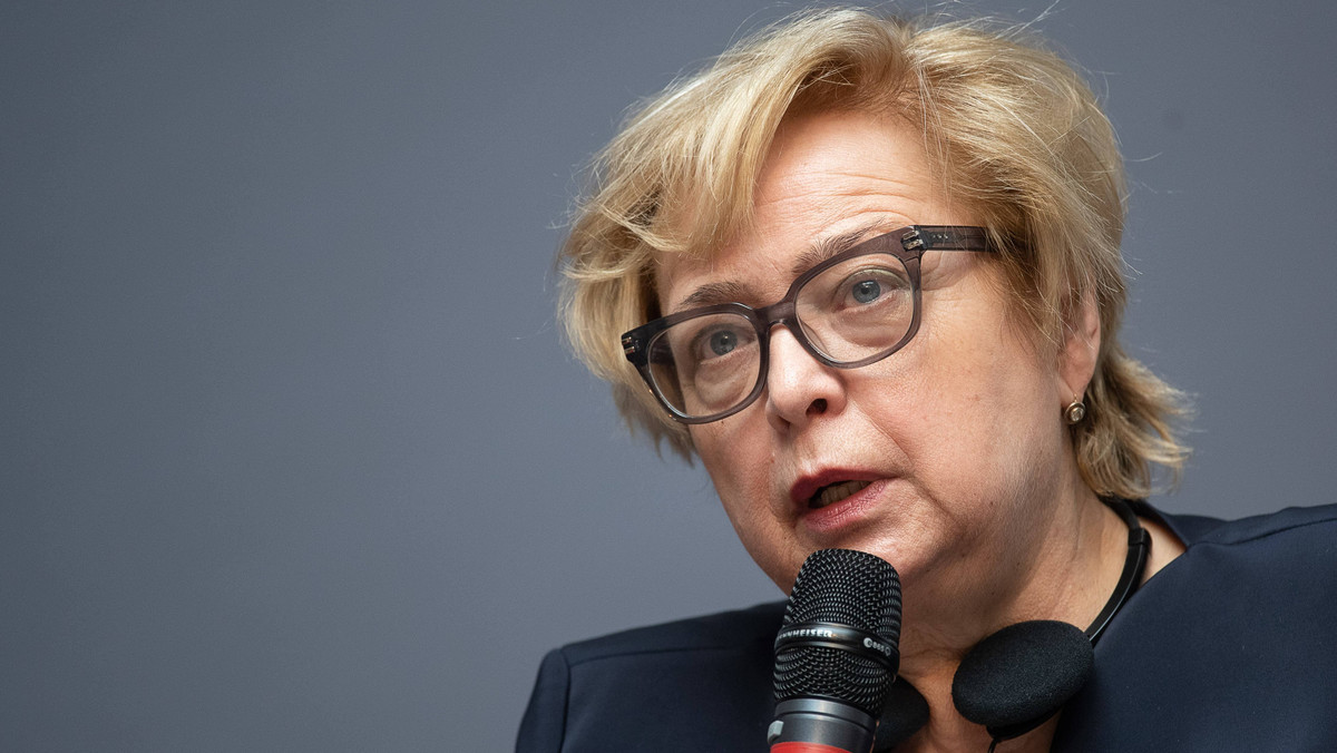 Farma trolli. Prof. Małgorzata Gersdorf komentuje