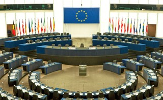 Solidarna Polska składa pismo do przewodniczącej PE, by wprowadzić 'lex Sikorski'