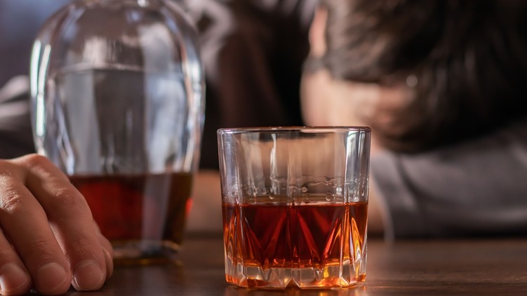 alkohol alkoholizmus függőség kezelés orvos válaszol