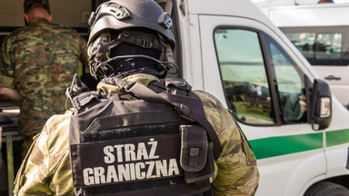 Obywatel Rumunii chciał przekroczyć samochodem tzw. zieloną granicę