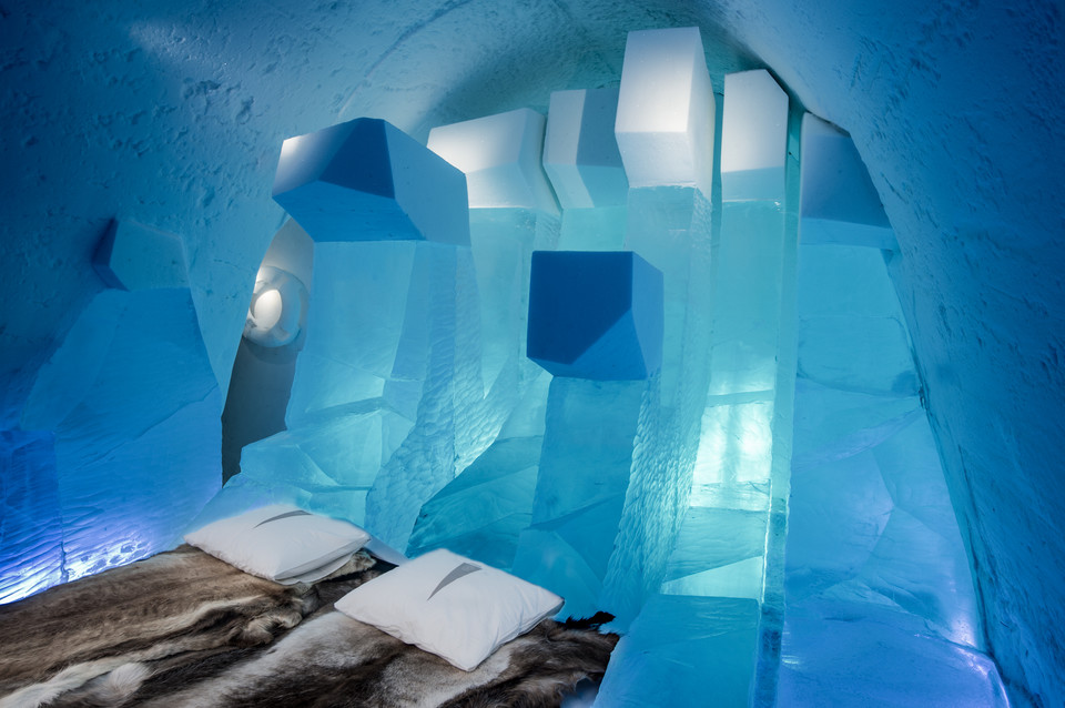 Lodowy hotel ICEHOTEL w Jukkasjärvi koło Kiruny (Szwecja)