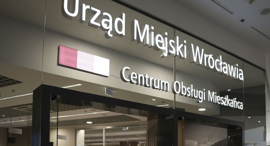 Pojazd można zarejestrować m.in. w Centrum Obsługi Mieszkańca VI w Magnolia Park przy ul. Legnickiej 58.