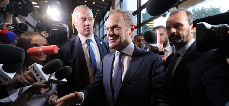 Prokuratura Krajowa: Donald Tusk wprowadza opinię publiczną w błąd