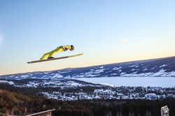 Pięciu Polaków na starcie cyklu Raw Air. Jest o co walczyć