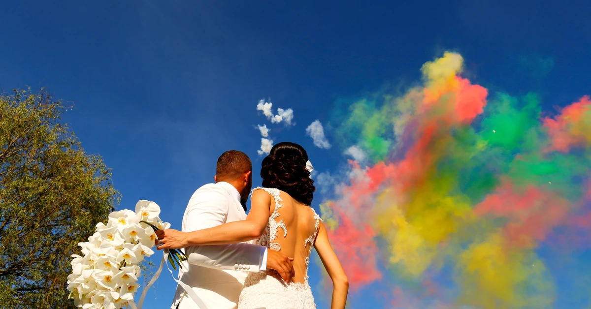 Huczny ślub wywołał oburzenie. Młoda para z zarzutami