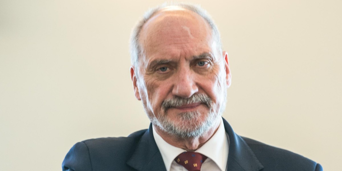 Macierewicz: dzięki komisji wiemy o dwóch katastrofach Tu-154 