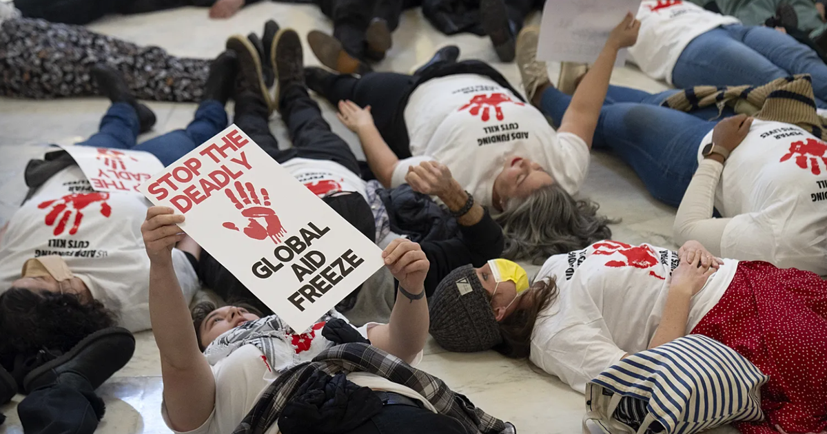 International funding cuts, especially from the US, have placed severe financial pressure on global HIV efforts, increasing