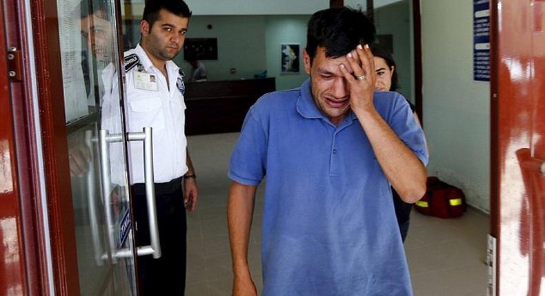 Grieving Syrian dad, Abdullah Kurdi, loses family while trying to cross into Europe