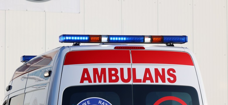 Nie żyje dwuletnia dziewczynka. Wcześniej wypadła z okna