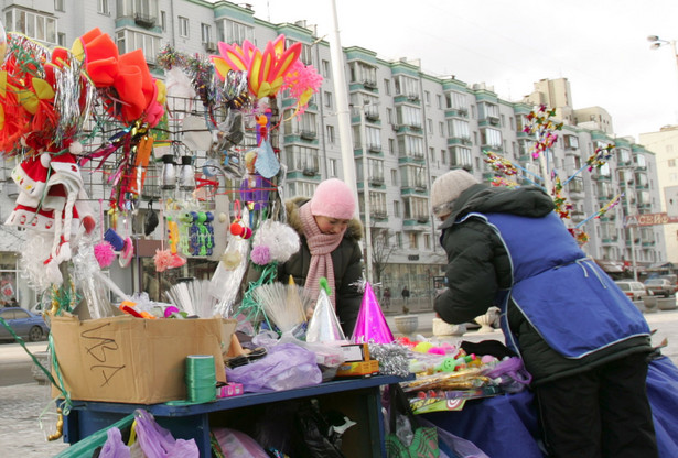 Handel na ulicach Kijowa. Fot. Bloomberg