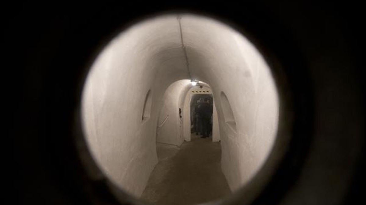 528718_musolinijev-bunker7-ap