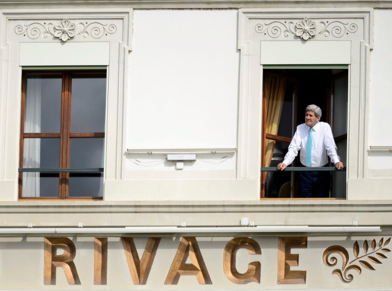 John Kerry, amerykański sekretarz stanu, uczestniczy w rozmowach w Lozannie