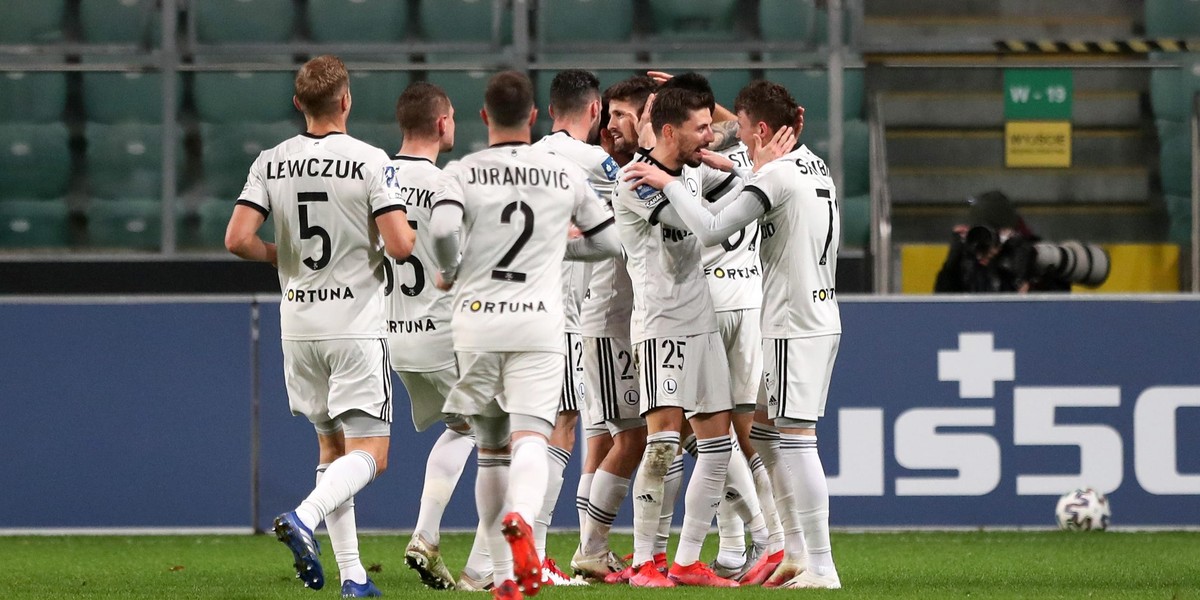 Ekstraklasa piłkarska: Legia – Lech 2:1